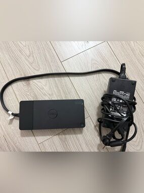 Dell Performance Dock WD19DC Docking Station